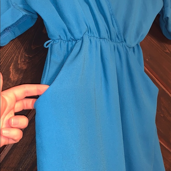 Everly pocket dress (size small) - Picture 3 of 4
